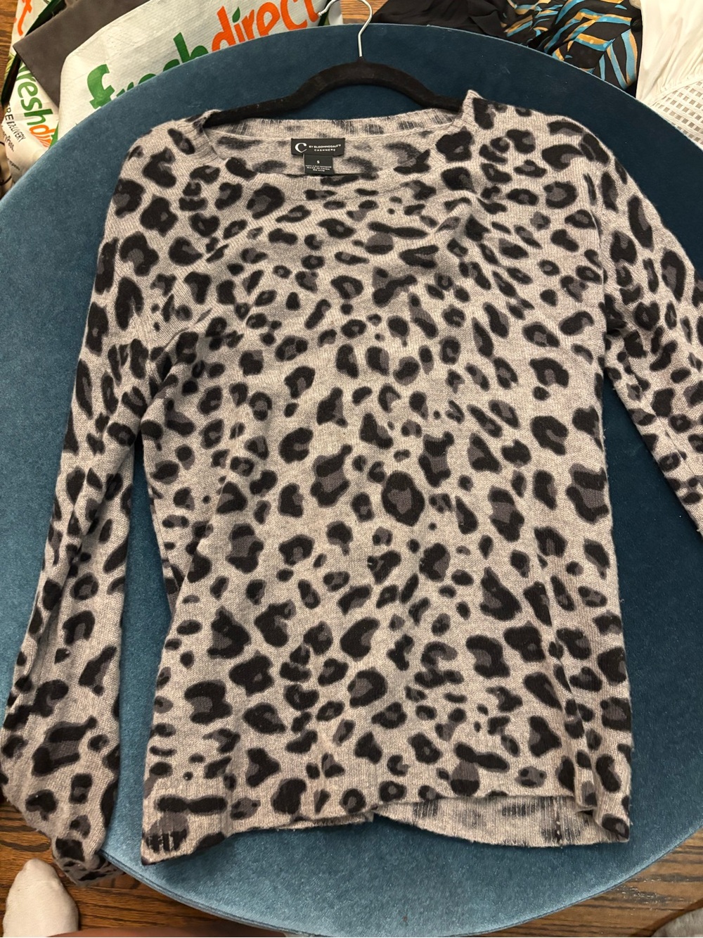 Bloomingdales cashmere Women's Gray Leopard Print Sweater